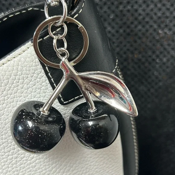 Cats (Made In Spain) Black and White Leather Bag w/Cherry Charm Approx. 13x9 x 2 - Picture 4 of 17